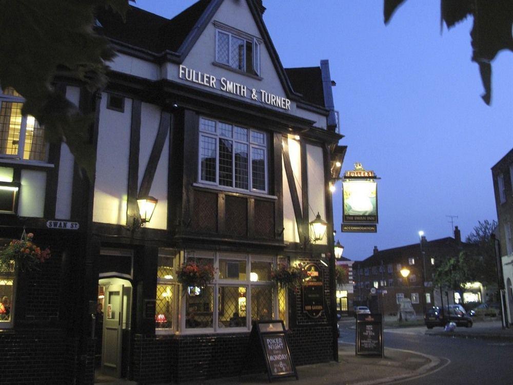 The Swan Inn Pub Isleworth Exterior photo